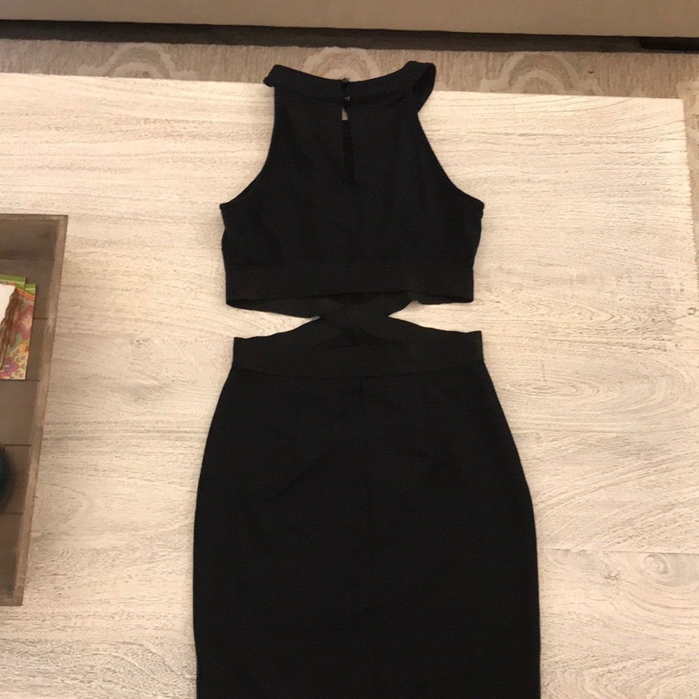 Cut out dress - Picture 5 of 5
